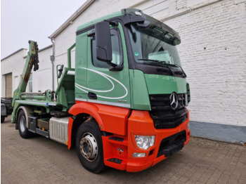 Truk skip loader MERCEDES-BENZ Antos 1848
