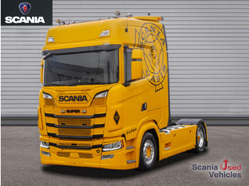 Tractor head SCANIA S 520