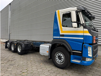 Truk sasis Volvo FM 410 / 8X4 / I-Shift / ADR / Tridem / TUV: 6-2026 / NL Truck: gambar 2 Truk sasis Volvo FM 410 / 8X4 / I-Shift / ADR / Tridem / TUV: 6-2026 / NL Truck: gambar 2
