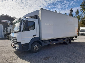 Truk berpendingin MERCEDES-BENZ Atego 918