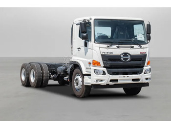 Truk sasis HINO