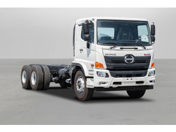 Truk sasis HINO