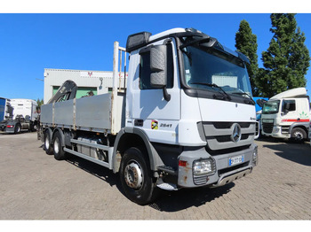 Truk derek MERCEDES-BENZ Actros 2641