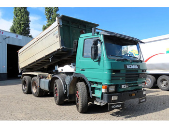 Truk jungkit SCANIA P113