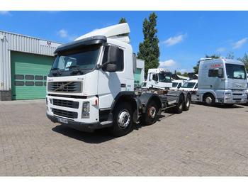 Truk sasis VOLVO FM 380