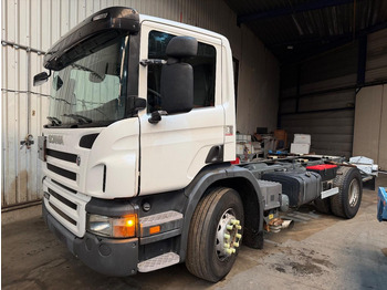 Truk sasis SCANIA P 310