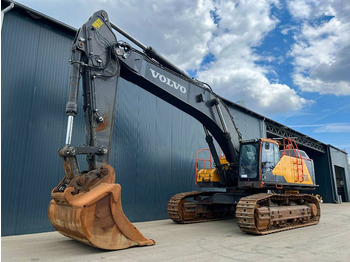 Ekskavator perayap VOLVO EC750EL