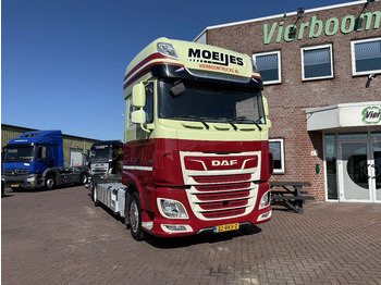Truk sasis DAF XF 480