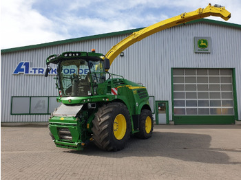 Mesin pemanen JOHN DEERE 8500