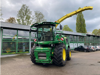 Mesin pemanen JOHN DEERE