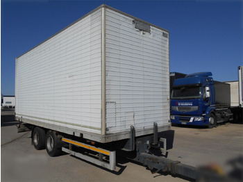 Trailer kotak tertutup