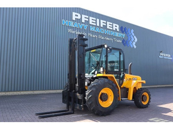 Forklift medan kasar JCB