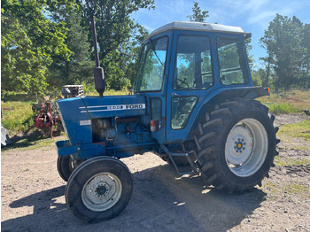 Traktor FORD