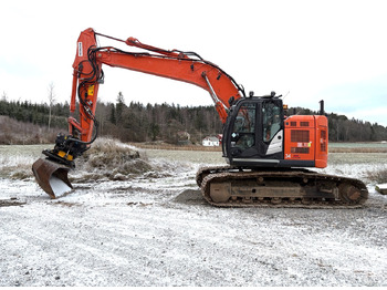 Ekskavator HITACHI ZX225USLC-6