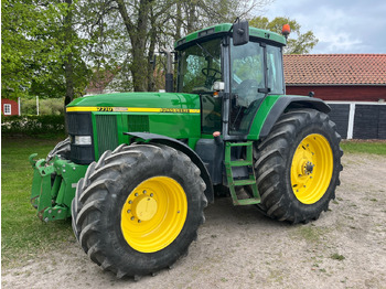 Traktor JOHN DEERE 7710