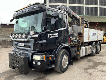 Truk derek SCANIA P 400