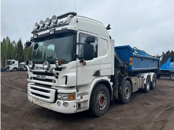 Truk derek SCANIA P 400