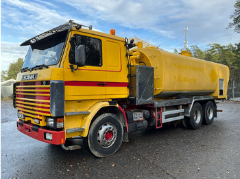 Truk vakum SCANIA R143