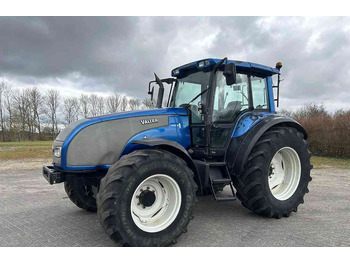 Traktor VALTRA T-series