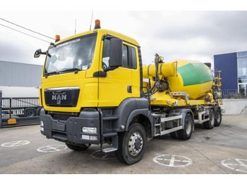 Truk pengaduk beton MAN TGS 18.360