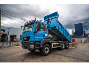 Truk jungkit MAN TGS 26.400