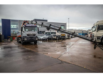 Truk flatbed MAN TGS 35.440