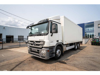 Truk box MERCEDES-BENZ Actros 2636