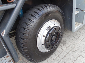 Traktor terminal Kalmar TTX182A - Strassenzulassung: gambar 2