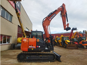 Ekskavator mini HITACHI ZX85USB-6