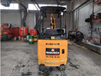 Leasing  JCB 15C JCB 15C: gambar 3