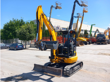 Ekskavator mini JCB 8030