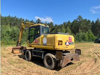 Ekskavator roda Komatsu PW 160-7: gambar 4 Ekskavator roda Komatsu PW 160-7: gambar 4