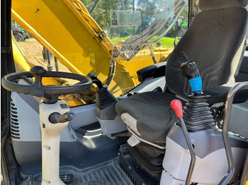 Ekskavator roda Komatsu PW 160-7: gambar 5 Ekskavator roda Komatsu PW 160-7: gambar 5