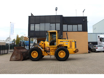 Wheel loader Volvo L70D: gambar 2