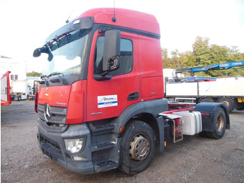 Tractor head MERCEDES-BENZ Actros 1843