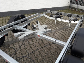Trailer perahu Brenderup Bootstrailer Premium 242500 TB SR 2500 Superrollen Winde 2500kg 312269 Modell 2024: gambar 4