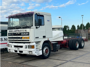 Truk sasis DAF 95 400