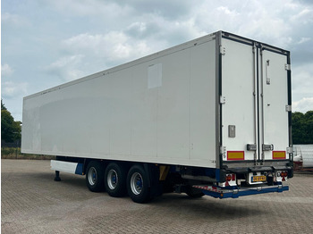 Semi-trailer berpendingin KRONE