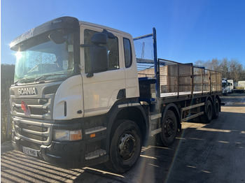 Truk flatbed Scania P400 8x4 Rigid: gambar 3