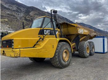 Tempat sampah artikulasi CATERPILLAR 740