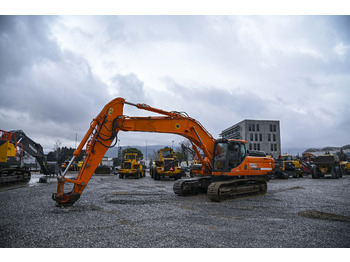 Ekskavator perayap DOOSAN DX340LC
