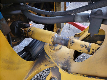 Poros baling-baling VOLVO