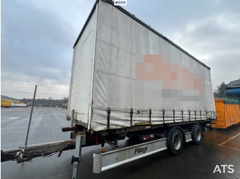 Trailer dengan terpal samping FLIEGL