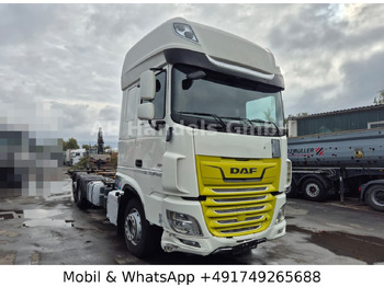 Truk sasis DAF XF 480