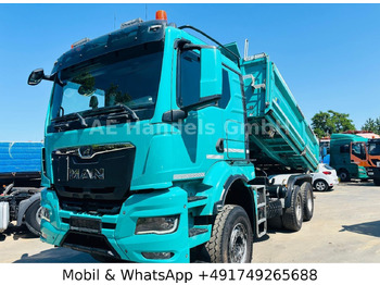 Truk jungkit MAN TGX 26.500