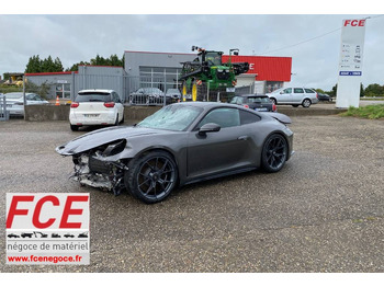 Mobil PORSCHE