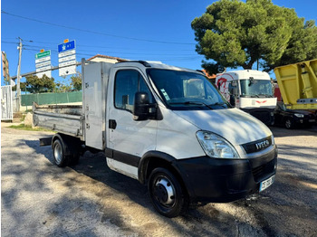 Van jungkit IVECO Daily 35c12