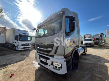 Tractor head IVECO