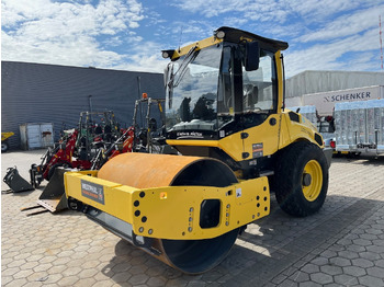 Roller BOMAG