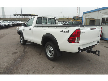 Truk pikap baru Toyota Hilux / Revo RHD Pick-up single Cab 2.8L Diesel Manual: gambar 4